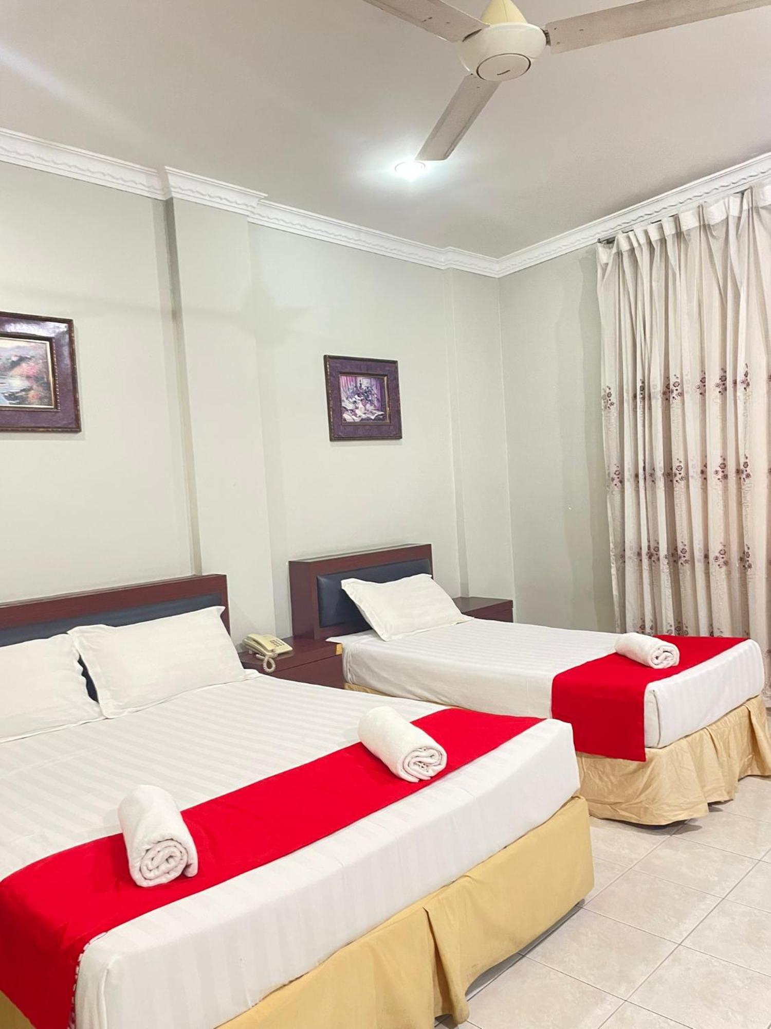 Bayu View Hotel Кланг Екстериор снимка