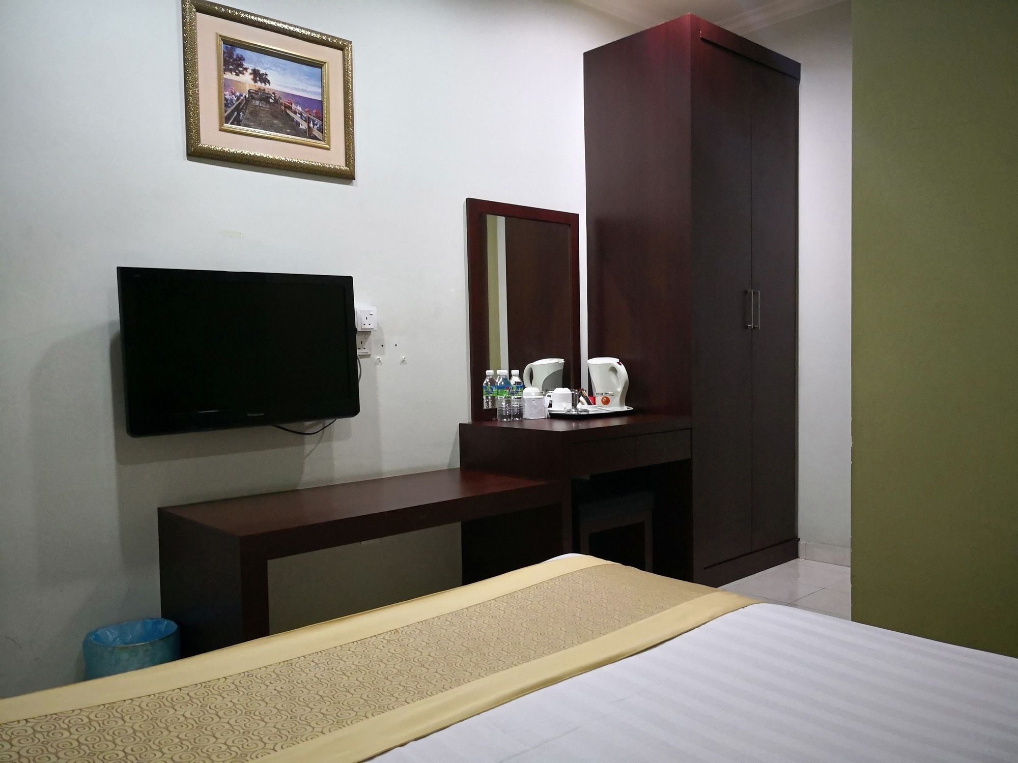 Bayu View Hotel Кланг Екстериор снимка